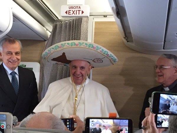 michibandera's tweet photo. ¡Viva el Papa! #PapaEnMex https://t.co/CeXytTNkVb
