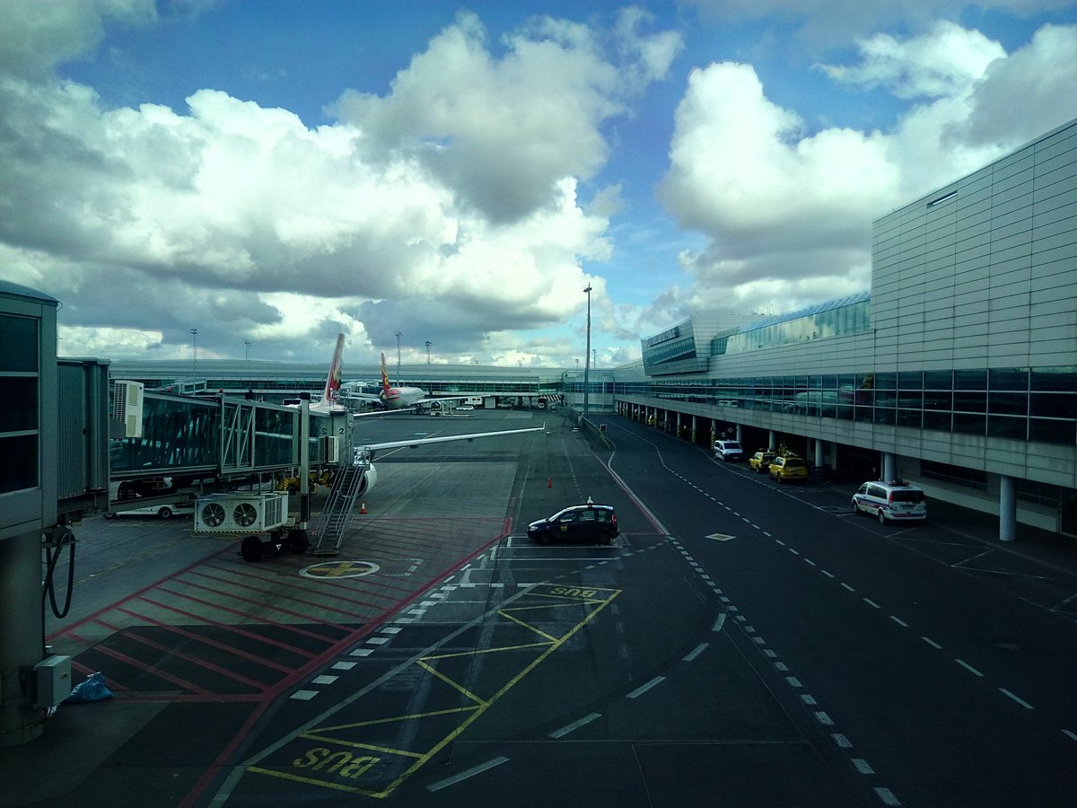 upgrdpl's tweet photo. Pierwszy przystanek? PRaGa #upgrdpl #flyPRG #flyLOT #prg #praha #prague #travel #podroz #avgeek #vday #podroze https://t.co/RhtBhO63w5