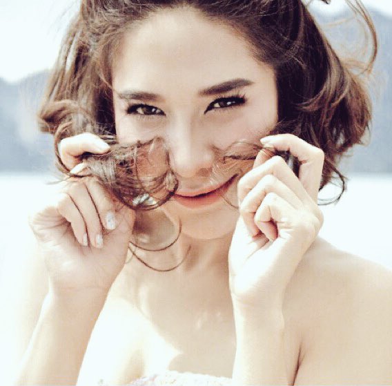 jxlady's tweet image. แมวน้อยขี้อ้อน หรือ แม่เสือสาว กันแน่นะ #ยอมแล้วทูนหัวอยากมีผัวเป็นพลอย #ทีมเมียพลอย #teamploy