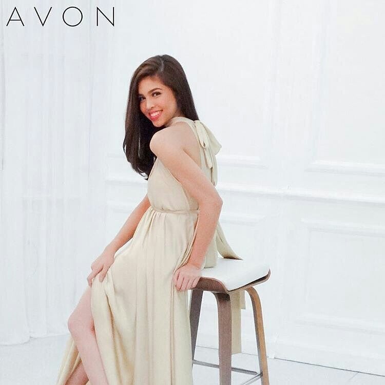 AlDubPhSFCali's tweet photo. That Avon Lady. 😍 #ALDUBValentinesDate https://t.co/HuoSJ28kX2