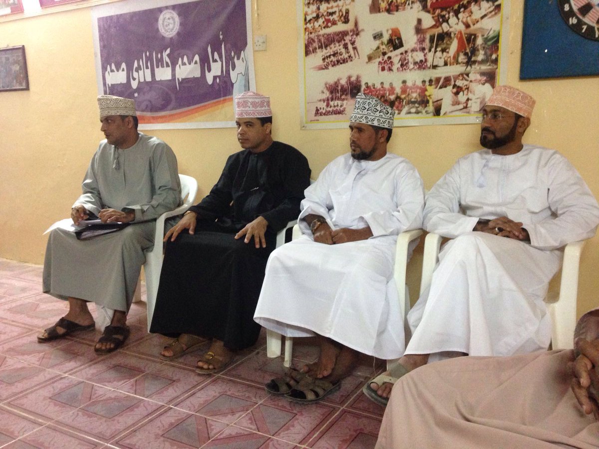 alburjteam's tweet photo. شكر وتقدير لرئيس نادي صحم حضوره الإجتماع وتشكيل لجنة مؤقتة لتسيير أمور الفريق . https://t.co/hI4VXfUhob