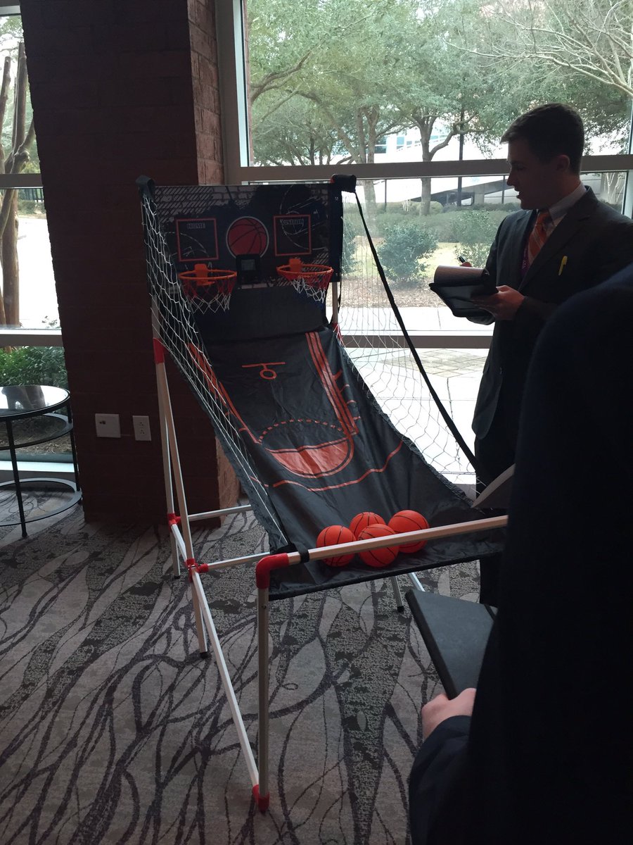 JMUDelts's tweet image. #KappaBeta playing to win scholarship money for our brothers #RISE #IgniteTheCharge