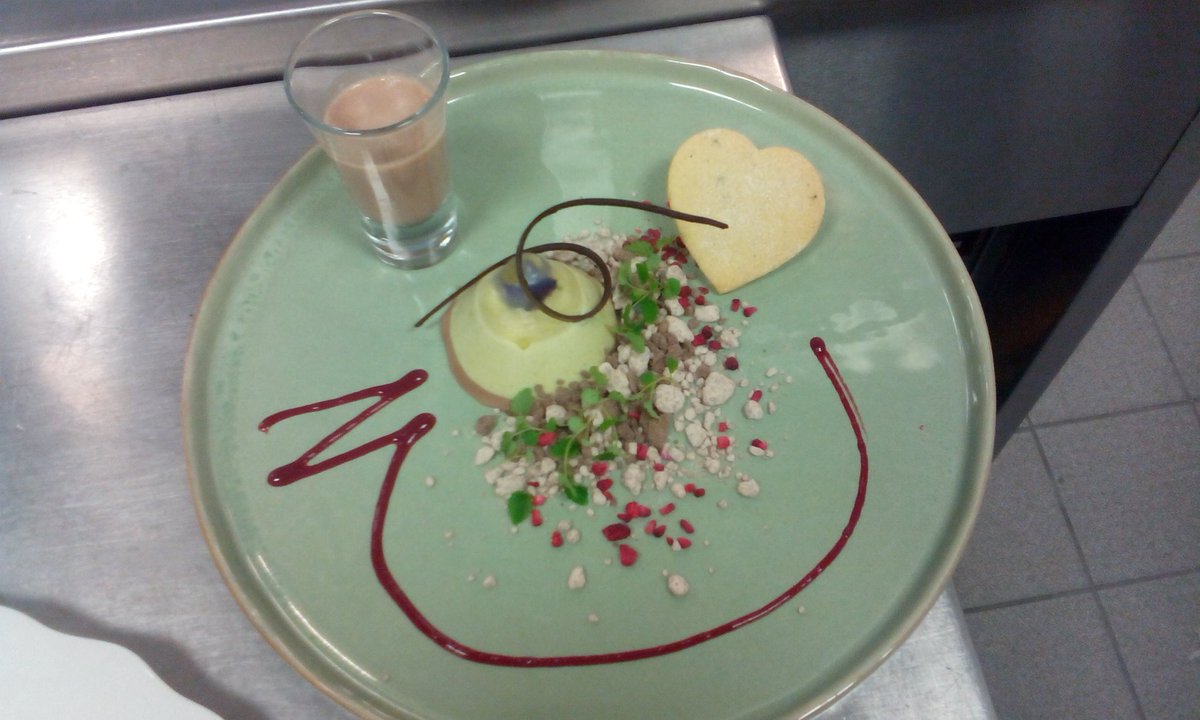 Daniel Ayton 🧡  tweet media