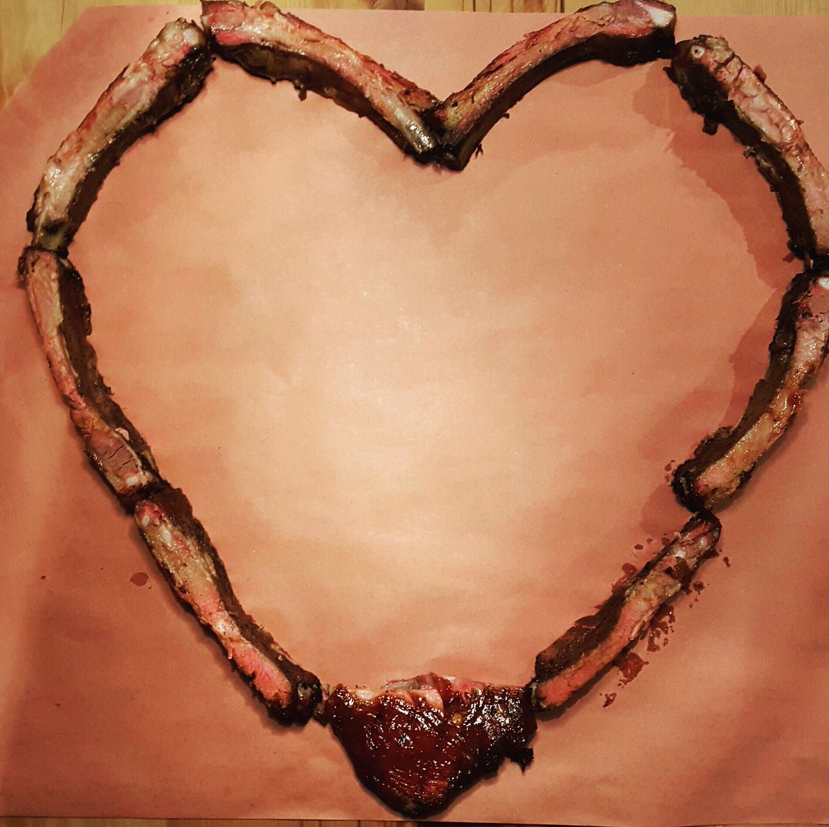 MarkysBBQ's tweet photo. That's a whole rack of love from us to you! See you for some Valentine's Weekend BBQ! https://t.co/2KTiQvrlvw