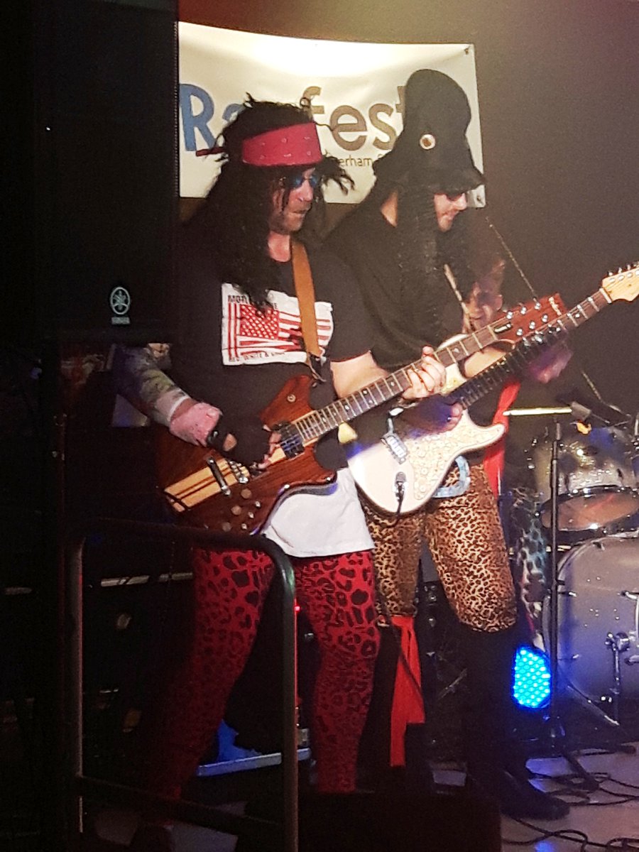 Taverham6thForm's tweet photo. #ragfest2016 closed in style. https://t.co/GuT2RQBCO4