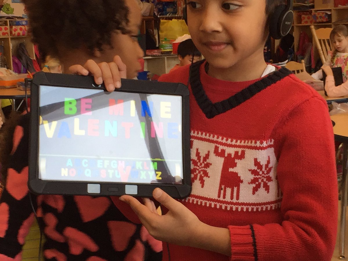 HowingtonKinder's tweet photo. Look at us using a special day and letter sounds to write a super message!!! https://t.co/eTOKm3WsOE