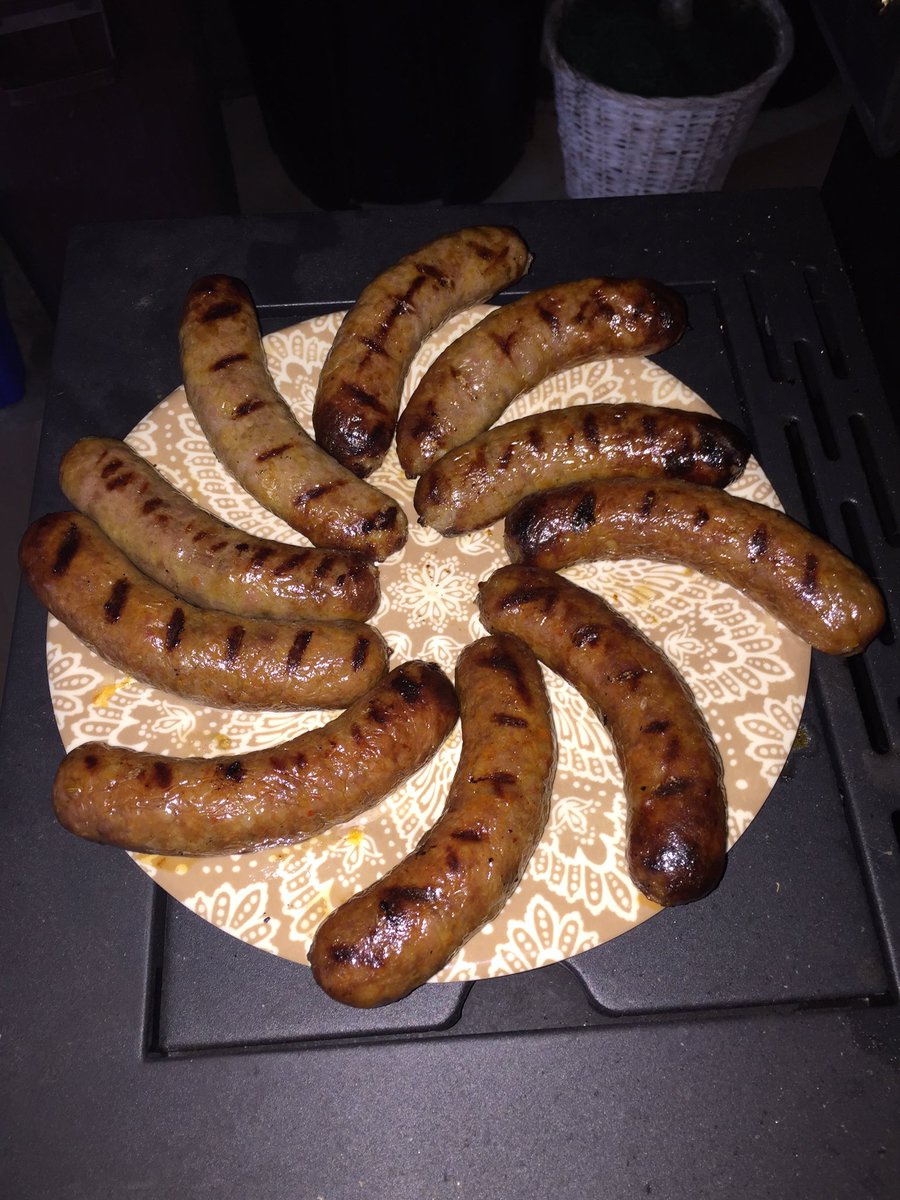 levitatedbacon's tweet image. I need to start posting the tweets that heats your meats. #grillin