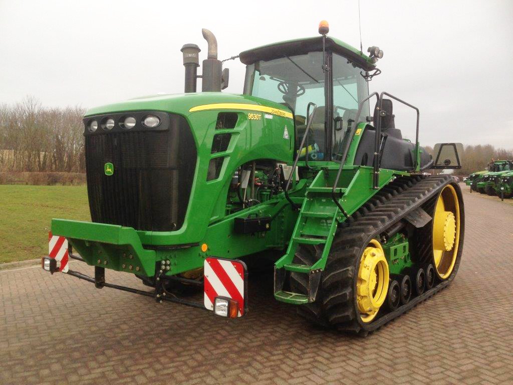 BenBurgessAg's tweet photo. #MachineOfTheWeek @JohnDeere 9530T - 2009, 5250 hrs, PowerShift 40k, new tracks &amp; idlers... https://t.co/PaiWVFrS7F https://t.co/YQ308kJfj3