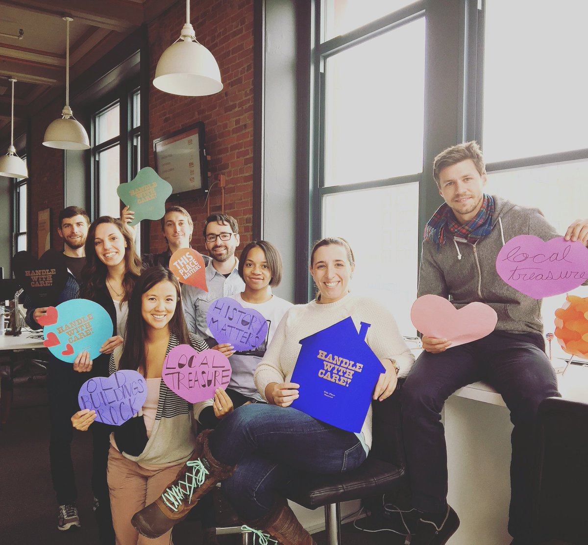 SplickIt's tweet image. @warehousedistrictcle Office building pride #heartbombing2016 #heartbombingoh