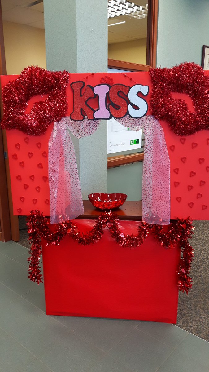 ECamlop's tweet photo. #TDFRIDAY #Valentinesweekend #love #Kiss #HTTW1FORUM #TDLeduc @BrianGervais_TD @elliss5 @HeatherWagnerTD https://t.co/059OtfZC8r