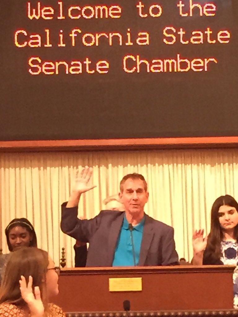 Honored to swear in members of the @calymca Youth &amp; Govt. 68th Model Legislature.