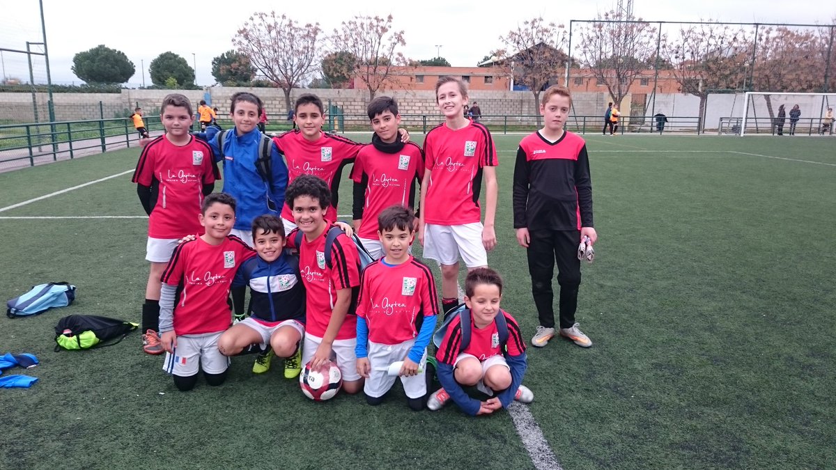 ServalabariSEAF's tweet photo. Nueva victoria del equipo Alevin de la escuela. Además se confirma que los pekes jugarán el día 20F en San Pablo https://t.co/iSLWtXmenn