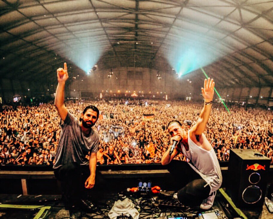 ClubGlow's tweet photo. These brothers are steppin' down to the District for their @echostage debut in exactly 1 month! https://t.co/Mb6Gfq9xsr