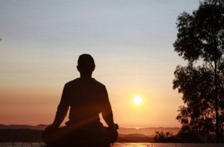 lachybe's tweet photo. The most simple and effective meditation technique that you need to try now: https://t.co/rRIzlPsoQI via @ideas https://t.co/Gncp62XwjV