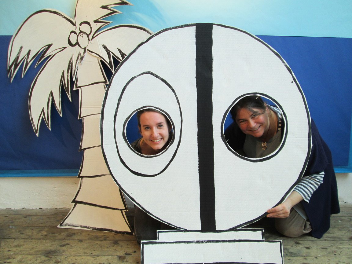 tate_kids's tweet photo. Come and play at The Beehive! Starts tomorrow Sat 13th till Tues 16th, 11am-4pm at Porthmeor Studios, St Ives. Free! https://t.co/sxlAA5DBhF