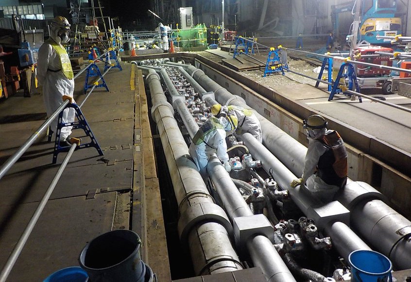 globalconreview's tweet image. #Engineers finally start freezing the #Fukushima ice wall bit.ly/1o9NLl4 #nuclear #Japan