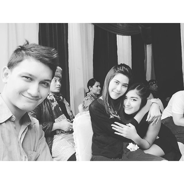 7MH_KaLim's tweet photo. @JuanBenedict @RealSyahnazS @ochi_24 @Karina7MHRCTI_ @Limbubu7MH_RCTI @PitaLokaa7MH_ https://t.co/JQKE3t7jUY