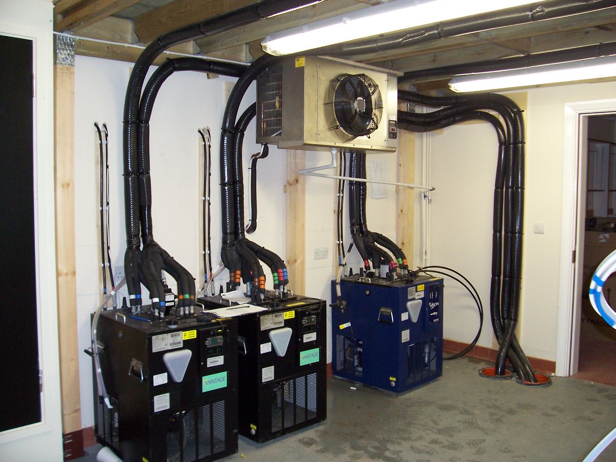 barandcatering's tweet photo. Cellar Cooling Installation in Lancashire Shop Local. #ShopLocal #Lancashire #CellarCooling #BeerCooling #RealAle https://t.co/iGsKIrBLXM