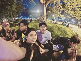 wildanadisusilo's tweet photo. main sama yang lebih muda biar keliatan muda haha https://t.co/klCYm3Xast
