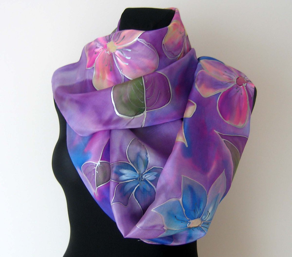 TiiuHandCraft's tweet photo. #Floral #silk #scarf #Violet #yellow #blue #flowers scarf. https://t.co/HAImq4gEOl https://t.co/ZInXNdwLFB