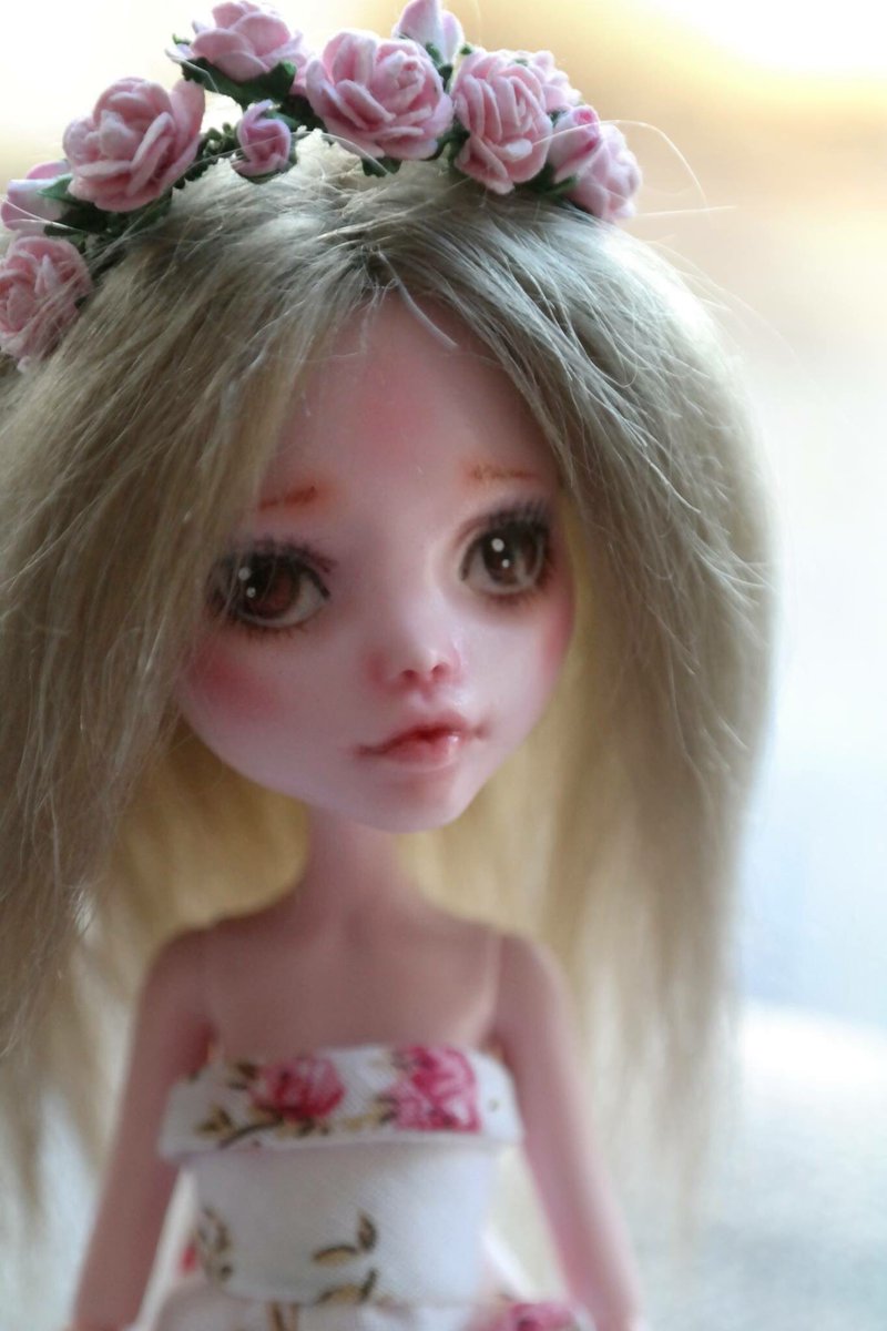iamtheremaker's tweet photo. #etsy #etsyshop #monsterhigh #ooak #custom #faceup #customdoll #draculaura #monsterhighooak 💕 @MonsterHigh https://t.co/BHxl36zUEm
