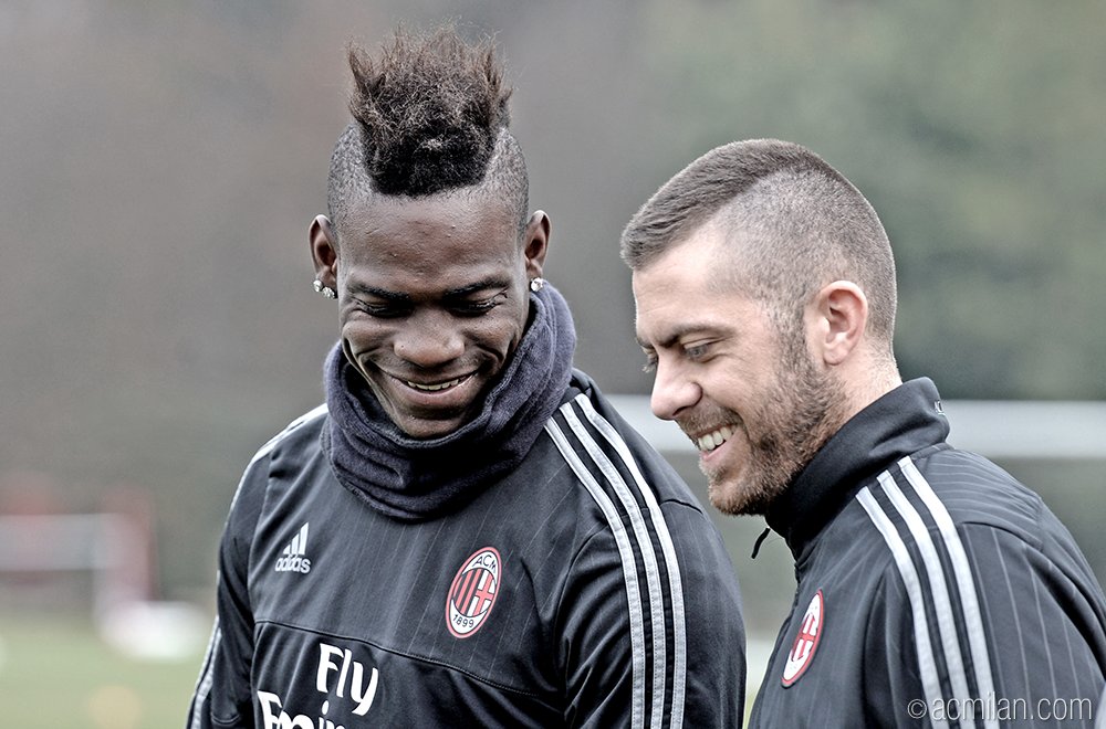 acmilan's tweet photo. Today @LuizAdriano_9 and @giacomobona took part in the entire work-out! https://t.co/lvcU1qKeyI #weareacmilan https://t.co/86N3DAT1cs