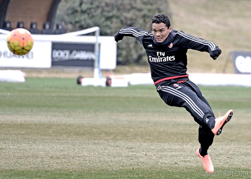 Today <a href="/LuizAdriano_9/">Luiz Adriano</a> and <a href="/giacomobona/">Giacomo Bonamici</a> took part in the entire work-out! bit.ly/1QbpuB0 #weareacmilan