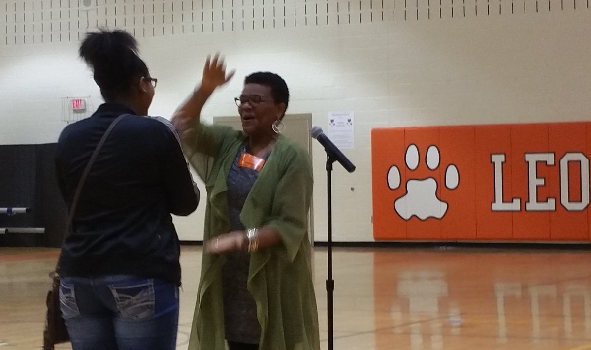 LongleafMiddle's tweet image. Ms. Natalie Daise from Gullah Island @LongleafMiddle! Bringing Gullah History Alive #richlandtwo, #lmsleap