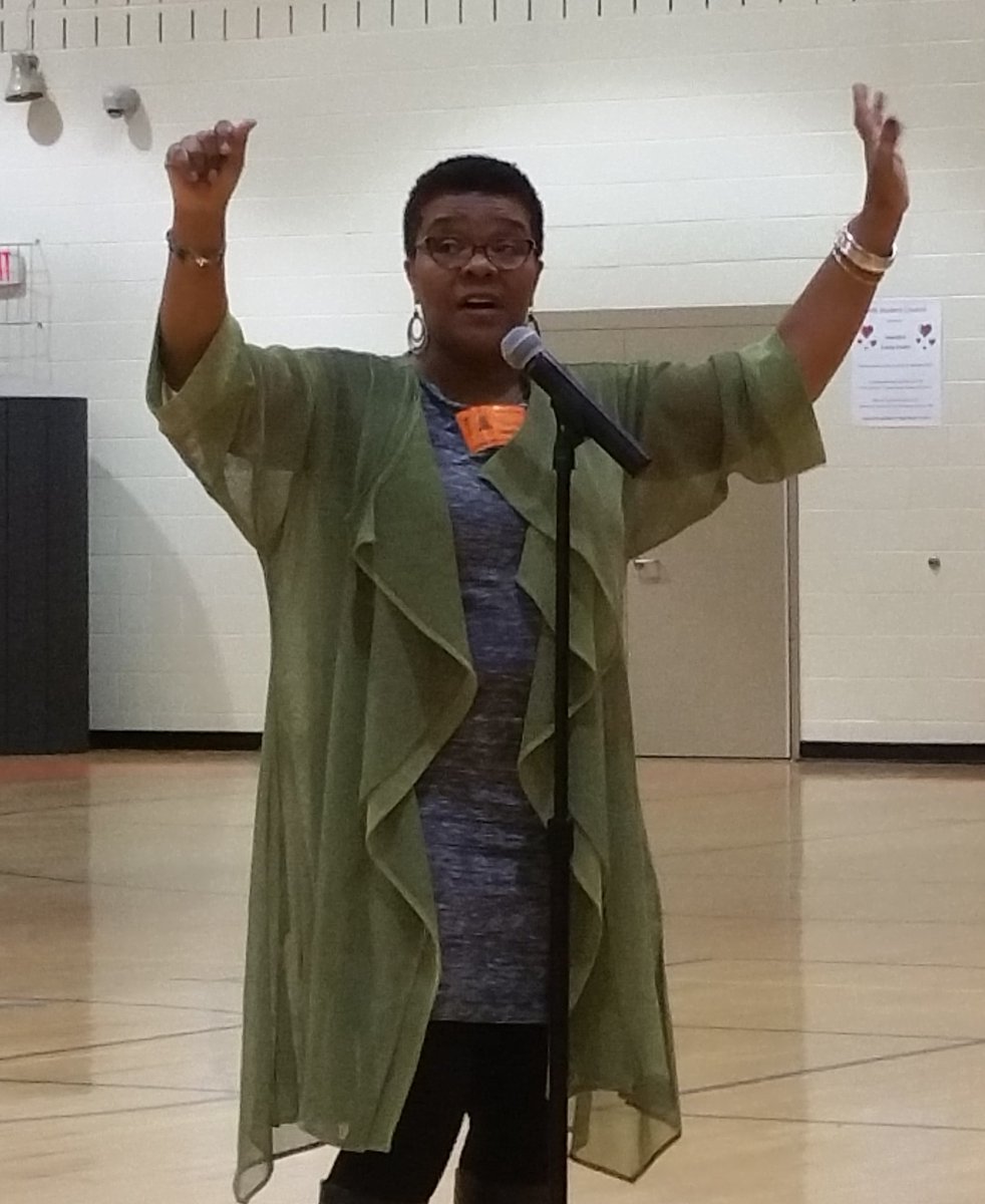 LongleafMiddle's tweet image. Ms. Natalie Daise from Gullah Island @LongleafMiddle! Bringing Gullah History Alive #richlandtwo, #lmsleap