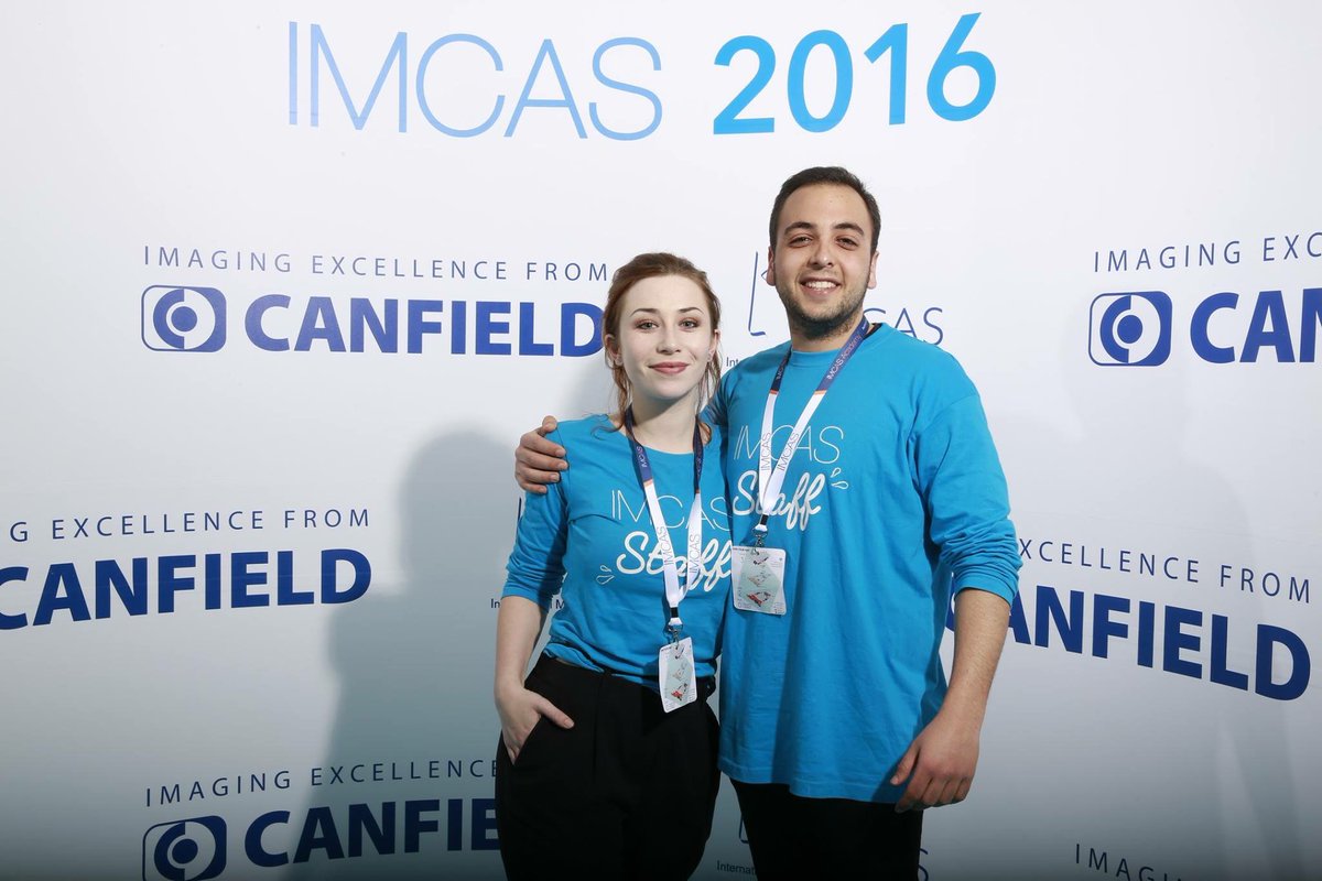 selectively_co's tweet photo. Notre hôtesse Shawna sur #IMCAS2016!
@ViparisOfficiel
#selectively #IMCAS #event https://t.co/15Ci1TGQ1D