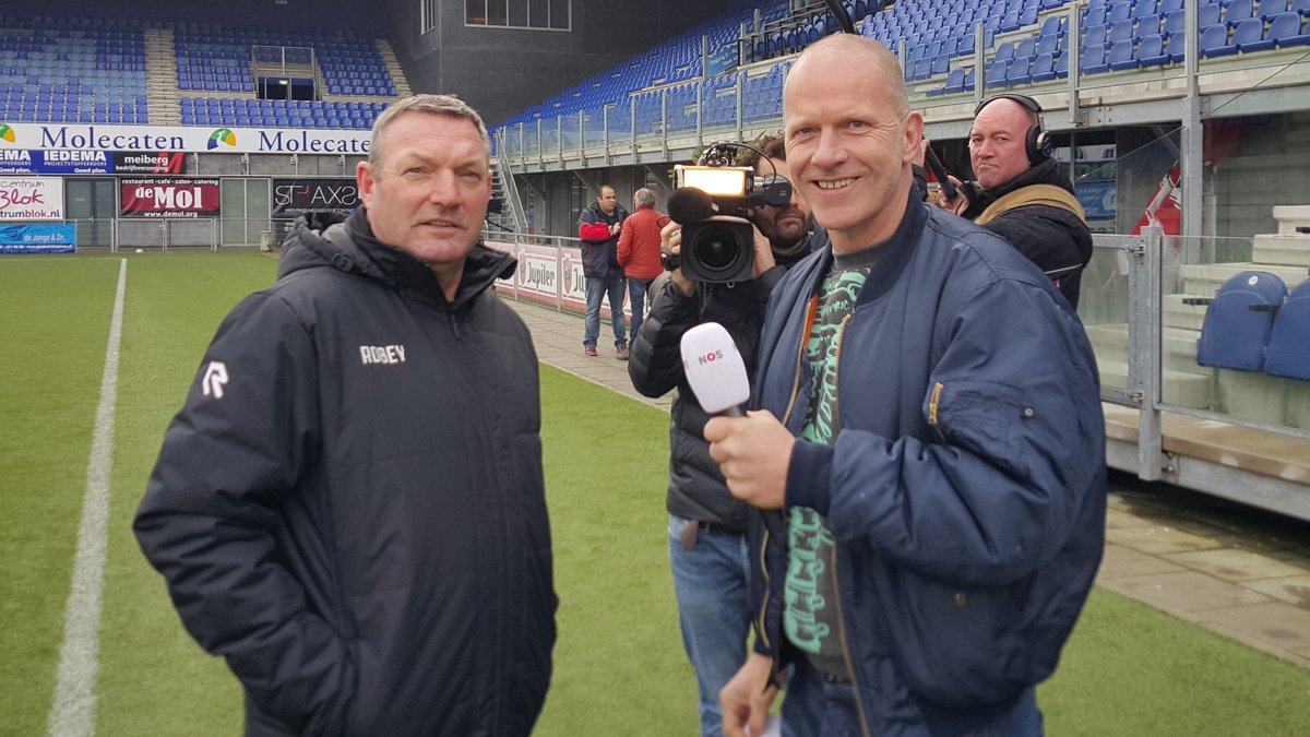 NOSsport's tweet image. Jans vs Hartman, twee heren die niet op hun mondje gevallen zijn. Kijk vanavond om 22.24 uur op NPO 1 #peczwolle