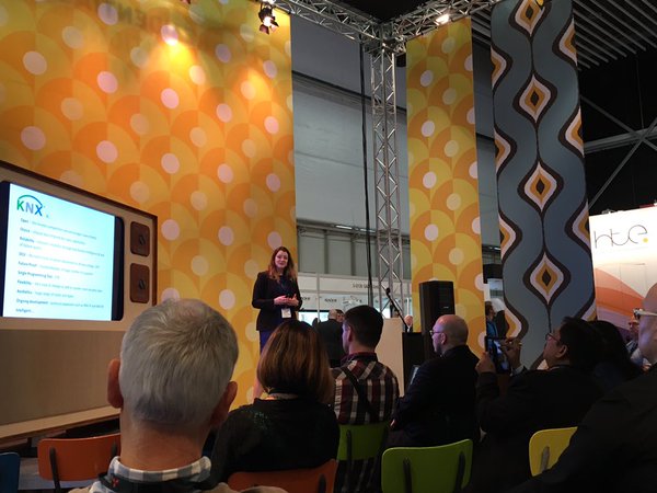 SmartHomesUK's tweet photo. Its been a busy #ISE2016 for @DiStickland Great to see so many getting an Intro to KNX from the @KNXUK President https://t.co/USOVSE2Ew1