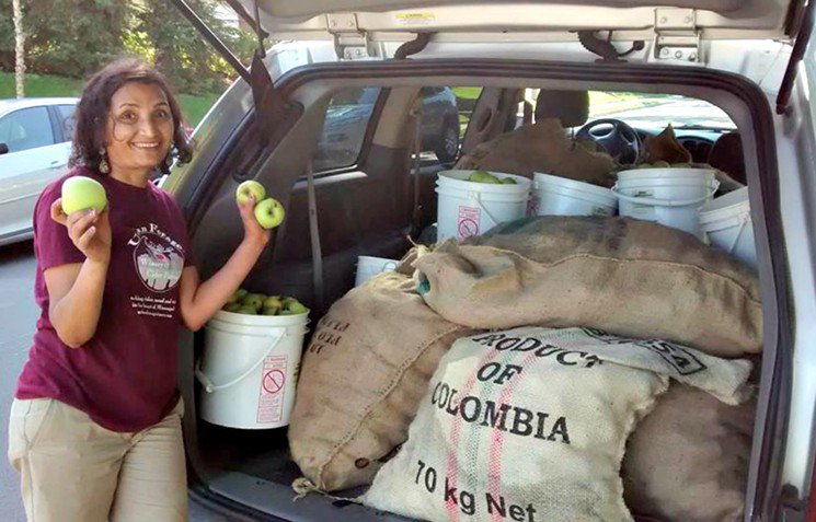 citypagesfood's tweet photo. .@UrbanForageWine in south Minneapolis turns waste into wine https://t.co/4TStvlEsHy https://t.co/cElQr3b0iQ