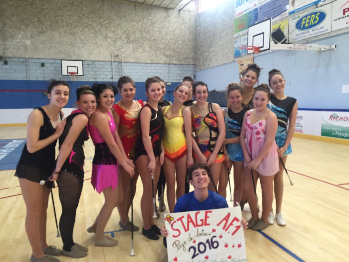 PRivallin's tweet photo. @steph44690 @FSCFPDL Mini chorée faites 👍🏻💪🏼 https://t.co/5aMtPOhcA9