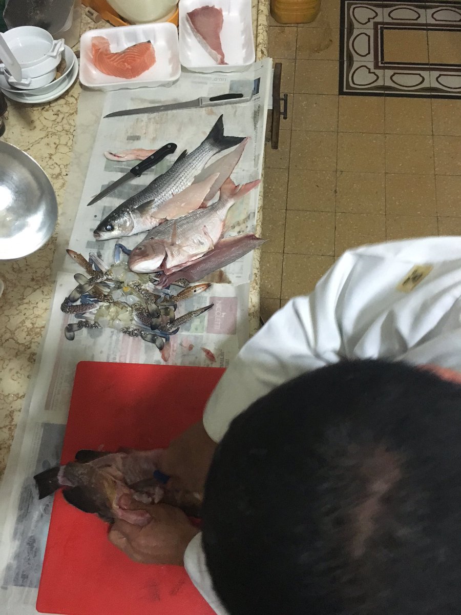HouseNumber3's tweet photo. #hamudiourchef preparing #authentic #dinner #very #excited for the #ValentinesDay in #jaffa at #housenumber3 https://t.co/bgXcPx5IOC