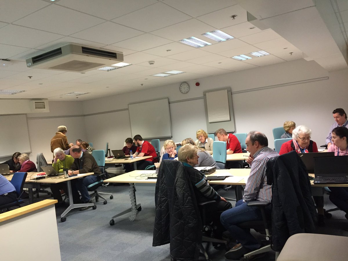 LouiseBuckleyI's tweet image. EOS2 Cork Gives Back with Age Action Ireland - bridging the digital divide #EOS2GETHER @AgeAction