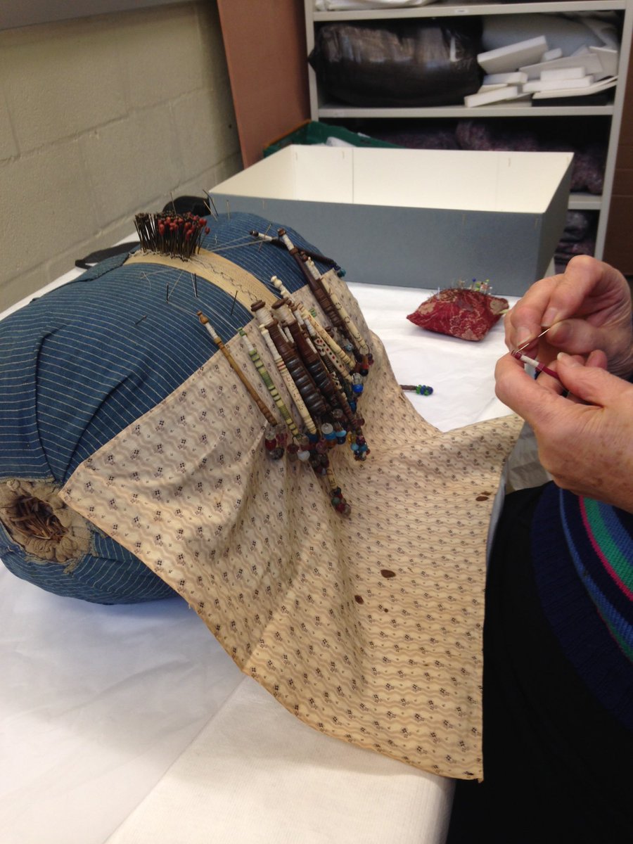 OllieDouglas's tweet photo. Ann Day of @TheLaceGuild untangling + dressing lace pillow (MERL 51/128) for @MERLReading displays #AmazingMakers https://t.co/4KF8OAjTPU