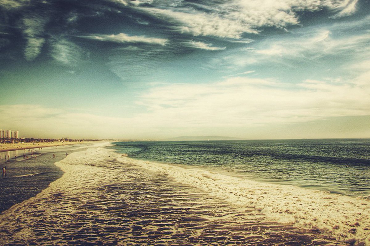 AmazingTracks's tweet image. Now this is what I call "amazing". 

Blue Sky Black Death - Sky With Hand. youtube.com/watch?v=NTPEcK…