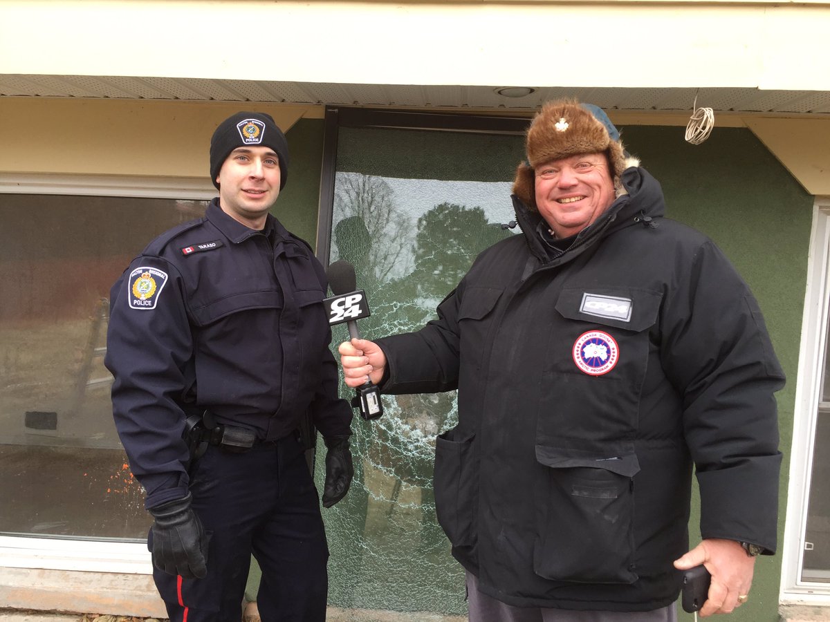 HRPS_Comm's tweet photo. Thank you @CP24 and Cam Woolley for helping us to promote our crime prevention tips! #20CMB ^MRT https://t.co/m3OoU10Mw0