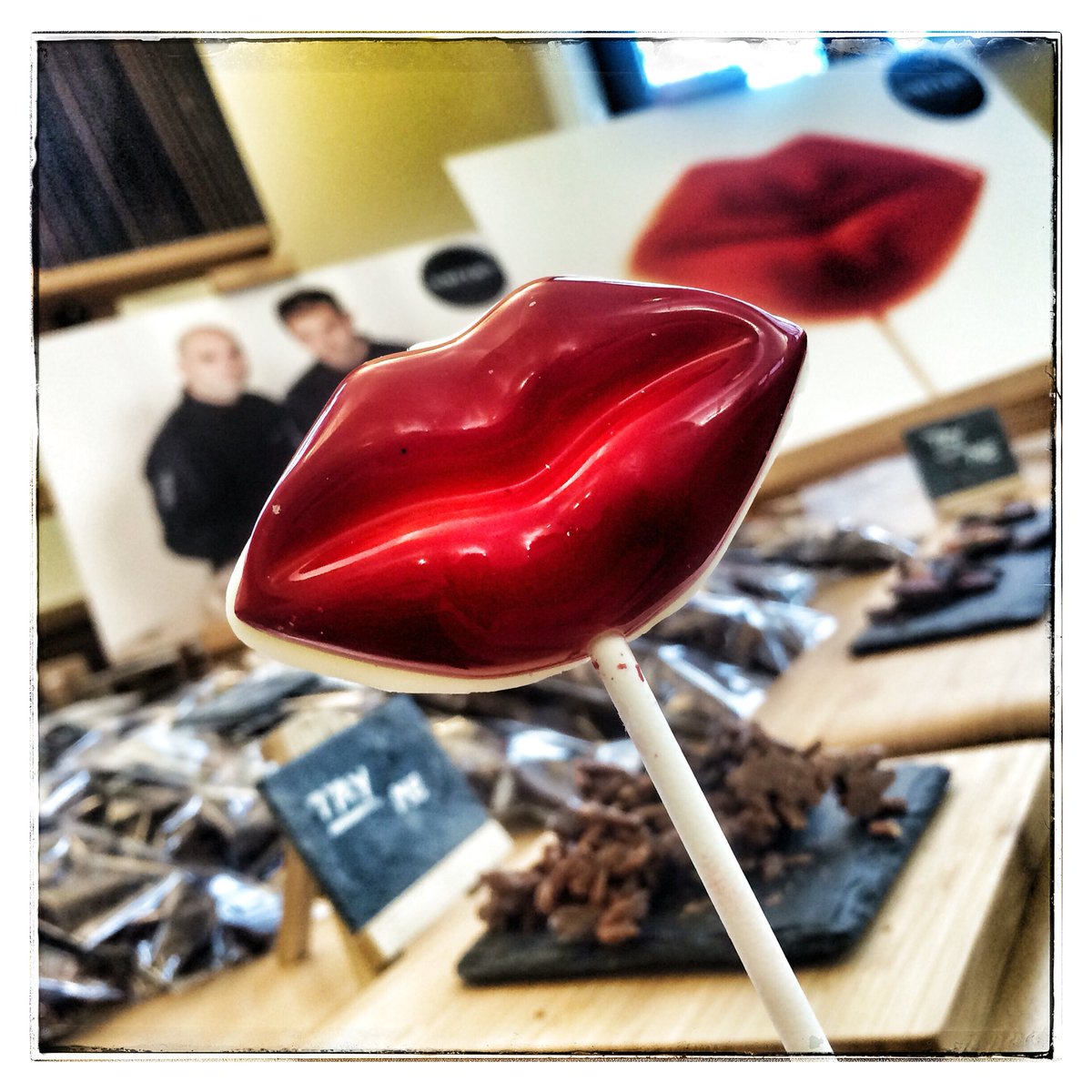 SaffronHour's tweet photo. via @swtic: RT @SWXPO: @SMITHSchocolat providing the #kiss for your loved ones on #valentines in #saffronwalden #s… https://t.co/ejjbLt6xO5