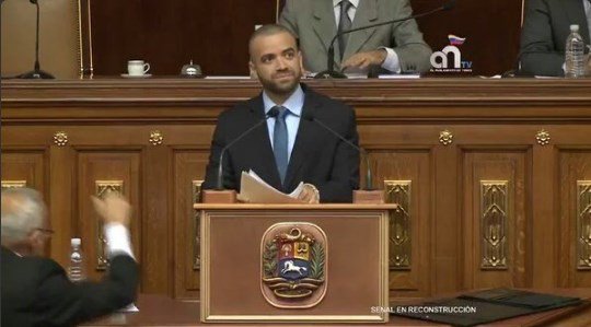 la_patilla's tweet photo. El “BRUTAL” discurso de Nacho se hizo tendencia en las redes sociales https://t.co/C3tqVsASic https://t.co/3UYTam4PEA