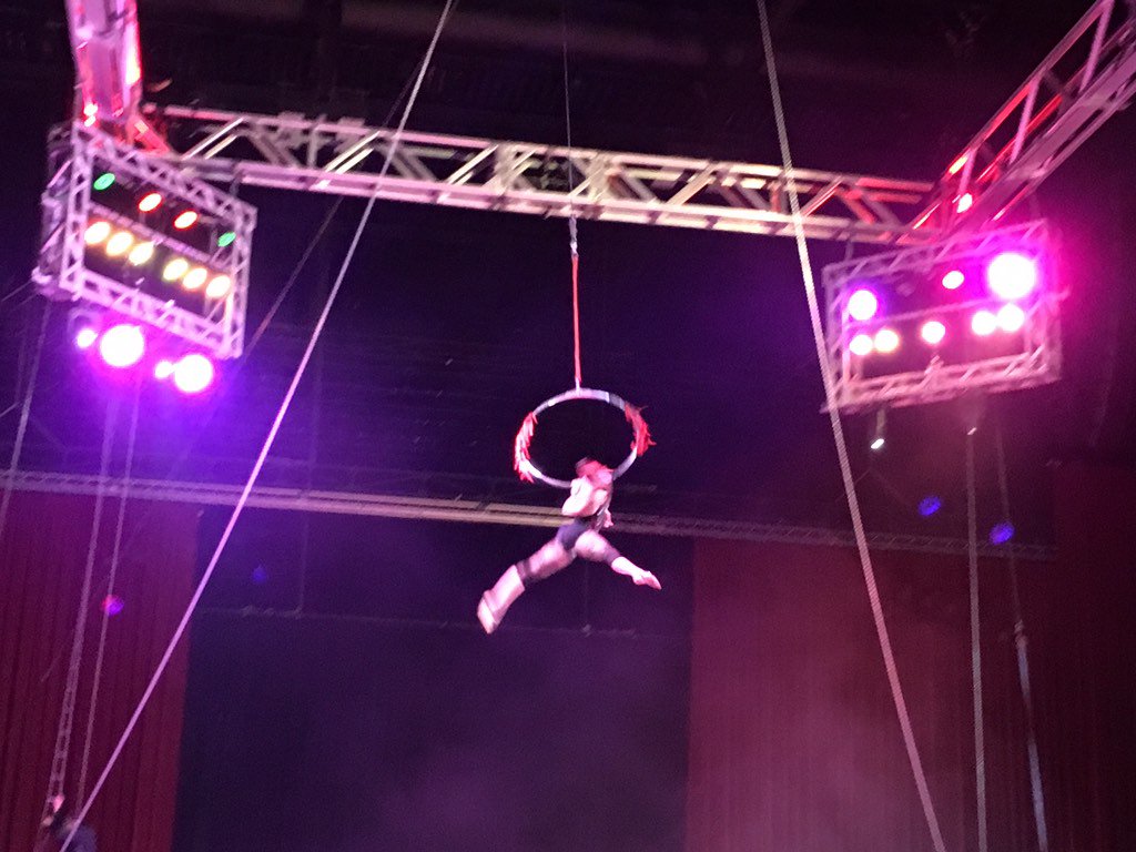 sun_grandwest's tweet image. Aerial art kicks off the #AussieCircus @AUSSIE_ACS tonight at the #GrandArena