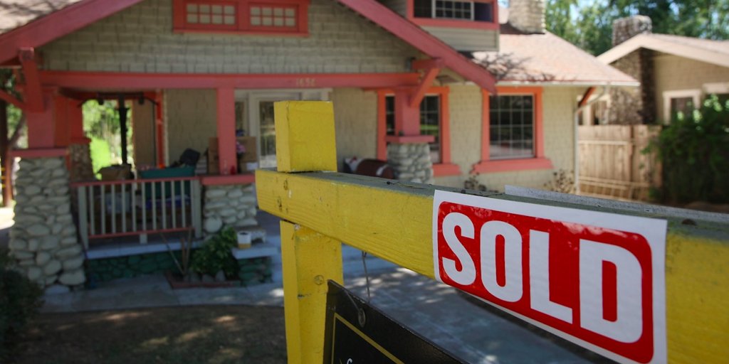 BusinessInsider's tweet photo. 12 US markets where it seems impossible to find a place to live https://t.co/MO8mfbtkP0 https://t.co/v6jrNe5o4q