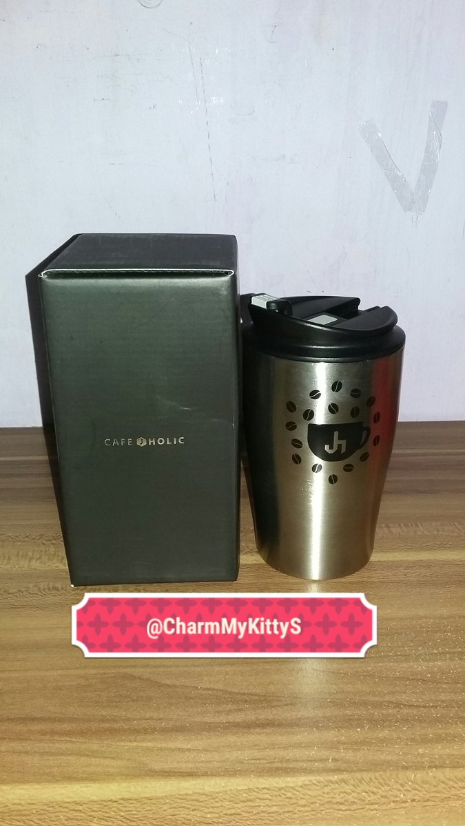 CharmmyKittyS's tweet photo. @Cassie_Surabaya [LAST STOCK]TVXQ Rise As God Album UKnow/Max Ver Rp.210.000 |J-Holic Tumbler Rp.335.000 *exc Ongkir https://t.co/ZJb1FlyFtB