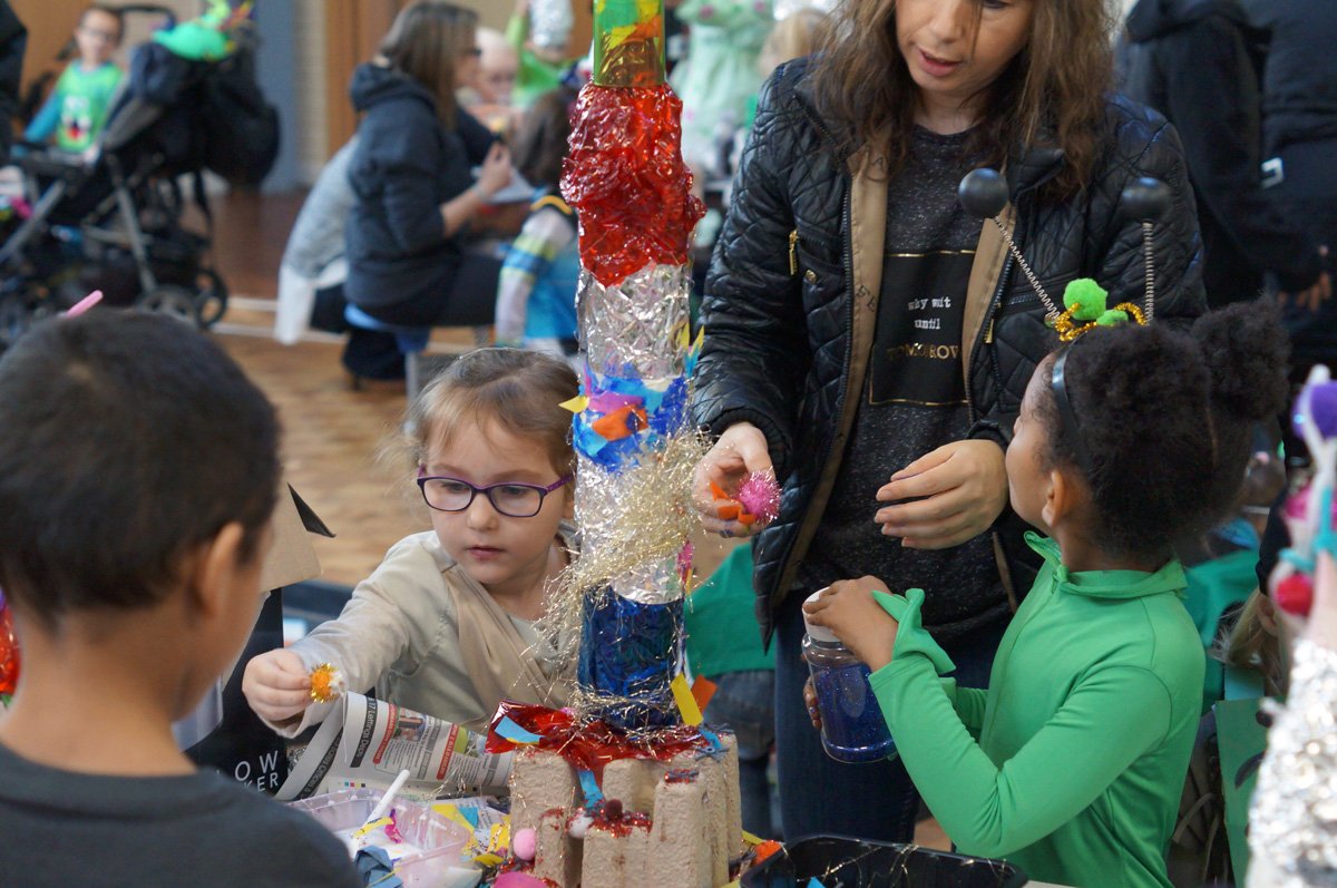 The aliens have landed! Read all about our astronomical Early Years half term topic here: aatjewell.org/89/news/articl…