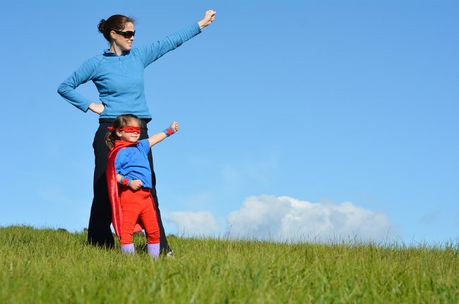 FANTASTICRADIOO's tweet photo. Tips for Raising Confident Kids @CapellaU @Sam_Gordon6 @jwelter47 #JENvsSAM #ad https://t.co/p5RSB1qKwb https://t.co/uXuL8xAMQm