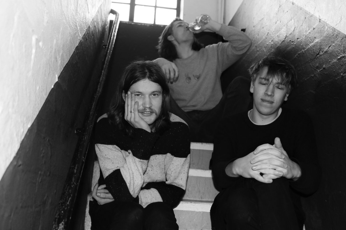 Mic_Stevenson's tweet photo. I was backstage with @drenge as they tore @O2academybrix apart. Have a gander:
https://t.co/f2jvodVK6e https://t.co/lJAMreNnbt