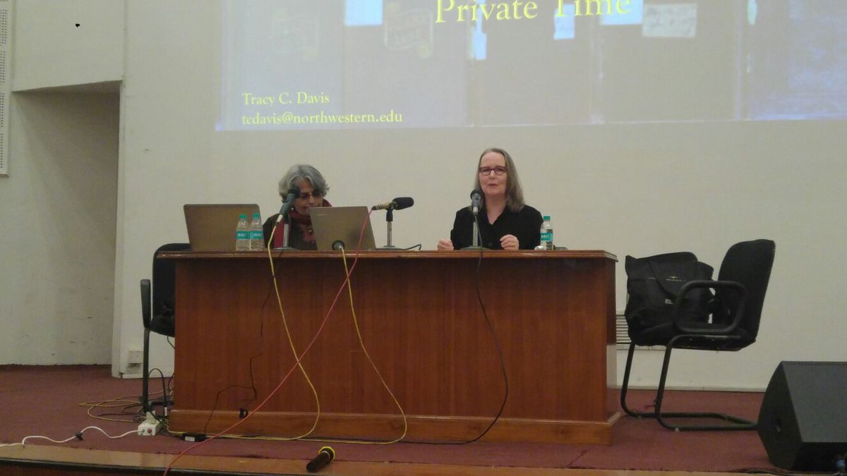 spaeslers's tweet photo. Work Time Social Time Leisure Time Private Time - amazing talk by T. C. Davis #notesfromdelhi
 @saschafoerster https://t.co/xTo32sTS7p