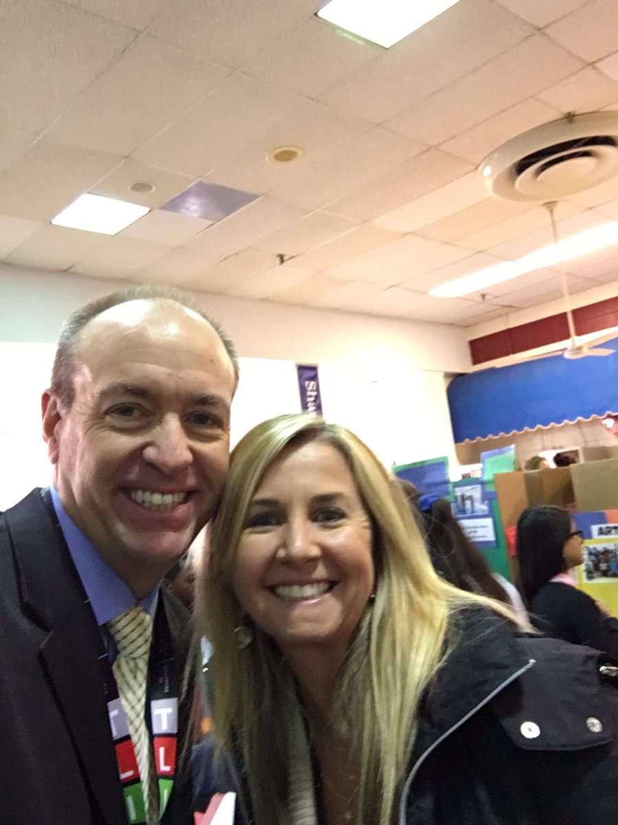lonnievmoore's tweet photo. #standga #tlim https://t.co/kcUE7cjHea