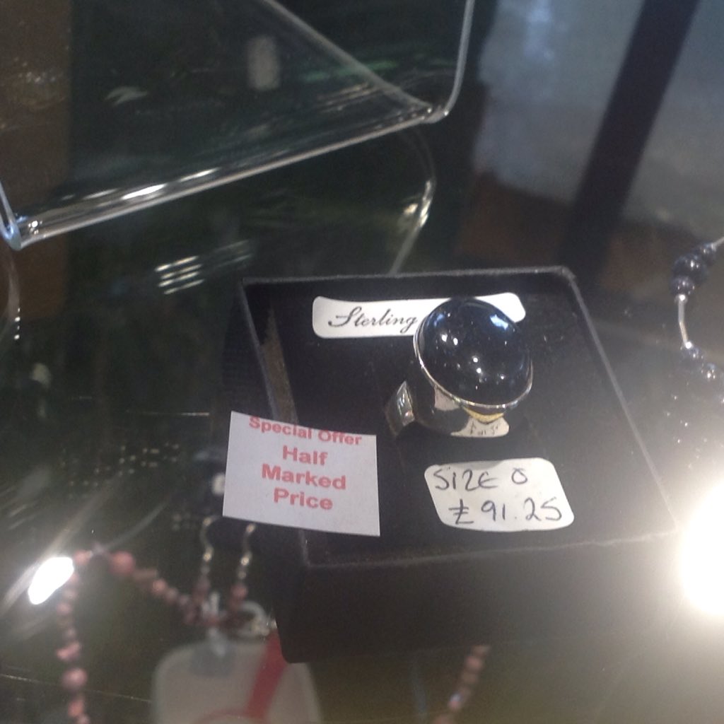 GemRockMuseum's tweet photo. Making room for new stock - many items 50% off!  Once they're gone ... ! Wed-Sun 10-4 (7 days from Easter w/e). https://t.co/NdoTEU6WfZ